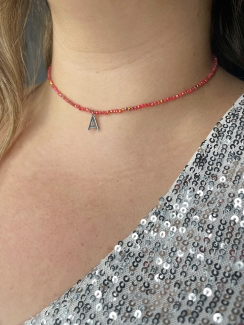 Collier dévoué rouge