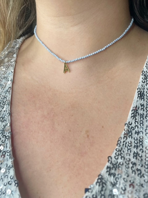 Collier dévoué bleu