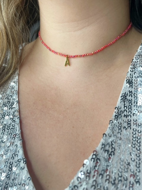 Collier dévoué rouge